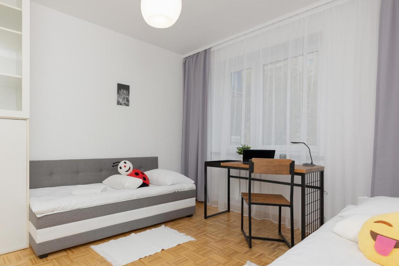 Family Apartment Bogatynska Bemowo By Noclegi Renters Varsovie Extérieur photo